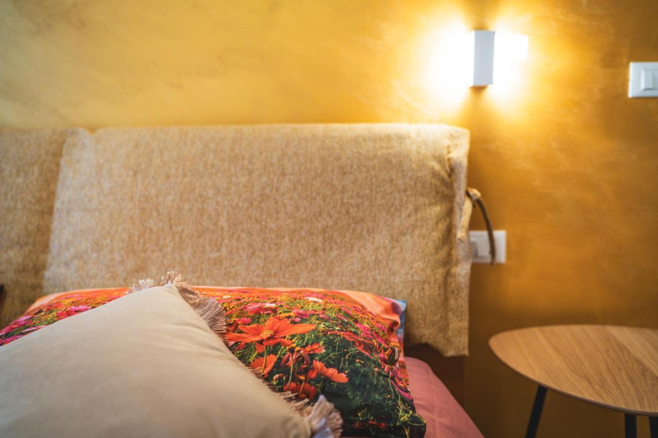 Apartamento San Giusto Elegante Bilocale Con Balcone E Vista Trieste Exterior foto